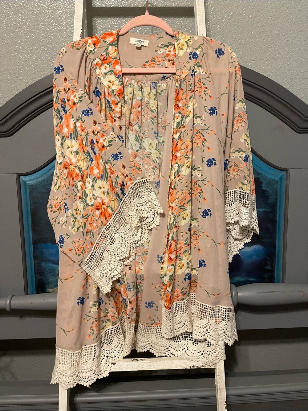 Umgee Blush Floral Crochet-Trim Kimono